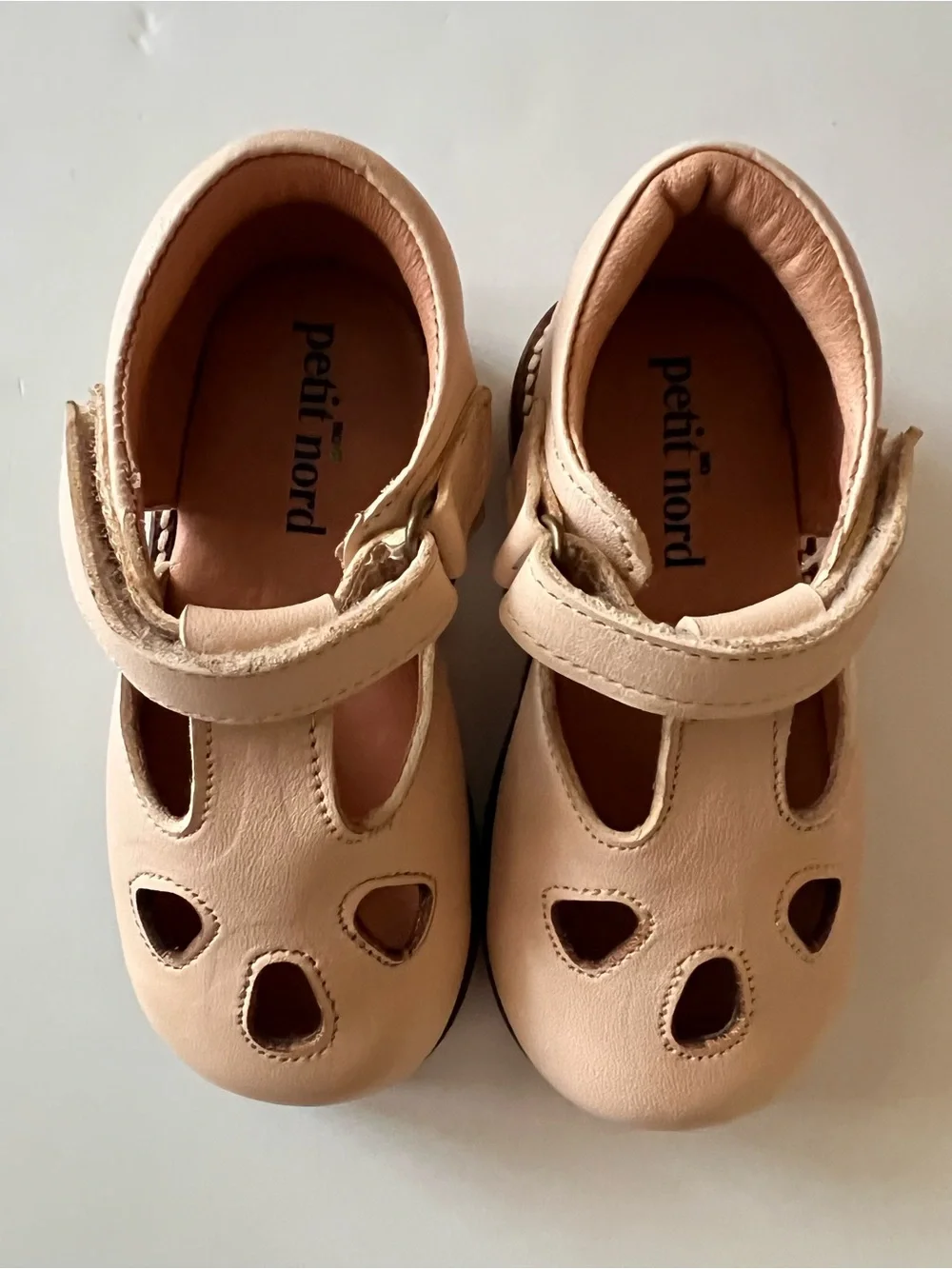 Petit Nord T-bar Sandals in Cream